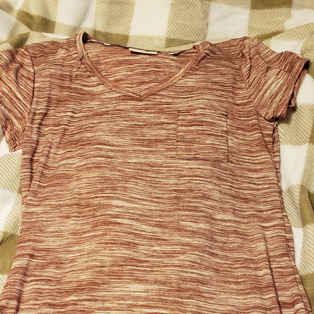Lightweight tee